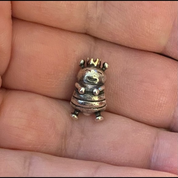 Pandora Jewelry - Pandora Queen Bee charm is two tone, silver and 14kt gold 😊